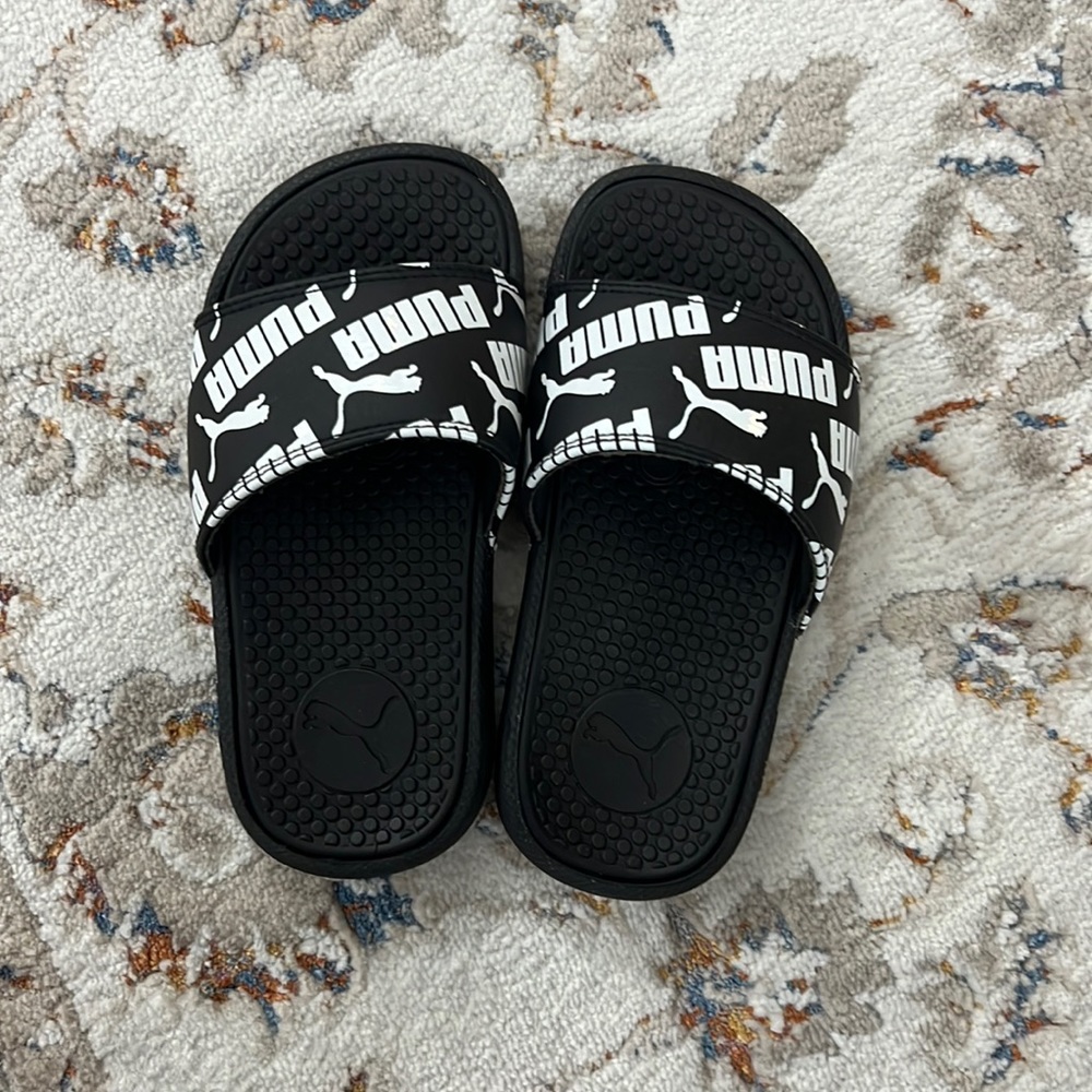 Puma Little Kid’s Slippers, Boys, Toddler/ Preschooler, Size 11, Black, NWOT